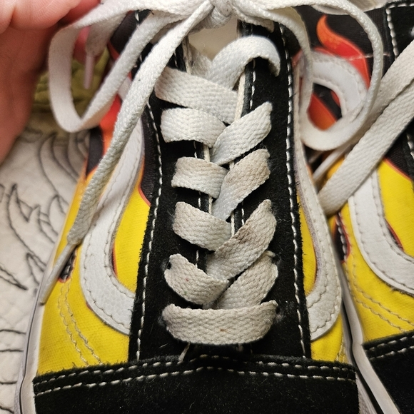 VGUC VANS Old Skool Flames Boys 4 Black Orange - Picture 6 of 14
